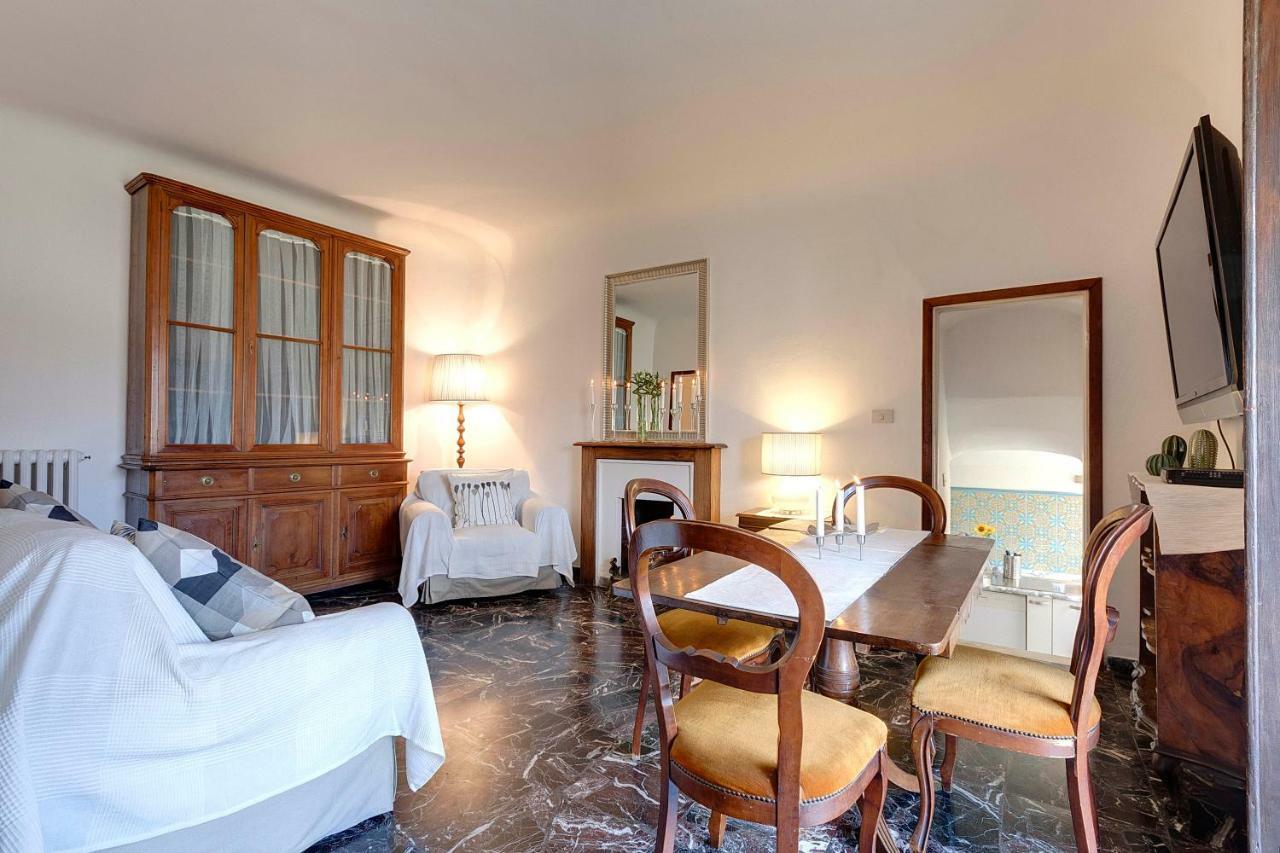 Historical Apartment Spectacular Arno View With Balcony From 12 Th Century. Florenţa Exterior foto